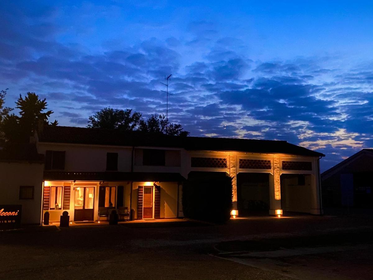 Corte Acconi Agroturismo Mantua